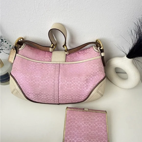 Send offers β’ Coach Pink/Purple Soho Set - Picture 2 of 14